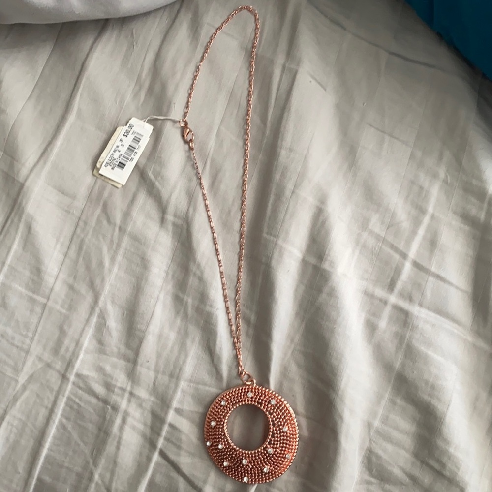 NWT necklace